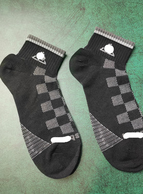 外贸袜运动短袜男春夏季黑色菱形格纯棉透气男袜四季款短筒运动袜