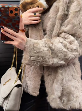 小湖羊皮毛一体外套女中长款2025冬季新款羊羔毛皮草大衣年轻款