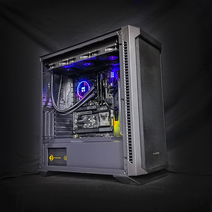 13700k主机360水冷华硕Z790