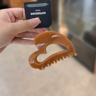 NOTEDDUNG韩国东大门纯色爱心9cm抓夹发夹女后脑勺鲨鱼夹发量少用