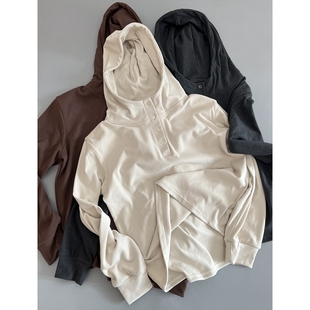 这件巨好穿糯米感帽衫门禁扣连帽长袖薄卫衣休闲宽松套头上衣女士