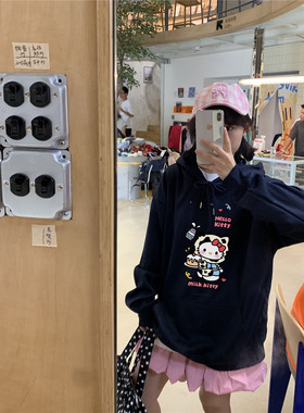 甜心轰炸机暗黑kt少女慵懒黑色kt印花大版卫衣帽衫女宽松圆领上衣
