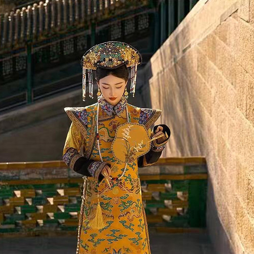 租古装女满族皇后旗服