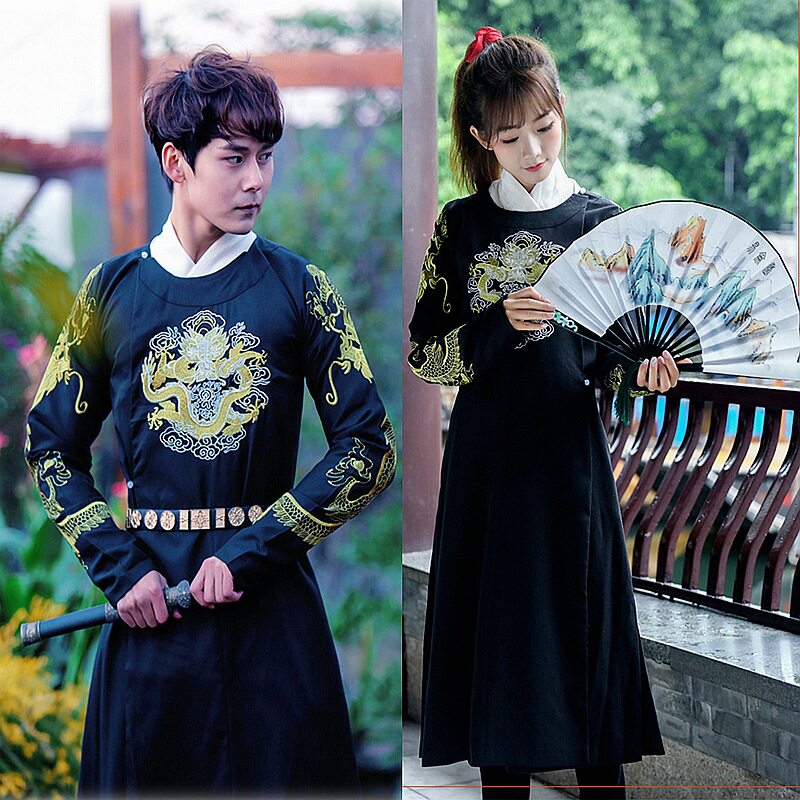 明制圆领走秀情侣锦衣卫汉服出租