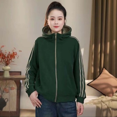 很好穿~秋冬加绒加厚保暖外套