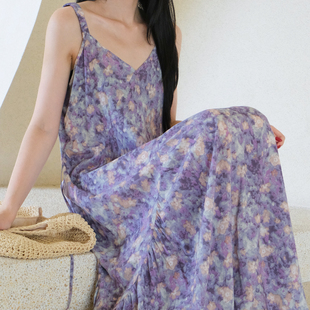 温柔风浅紫碎花吊带睡裙女夏季薄款印花中长款简约棉绸大妈家居服