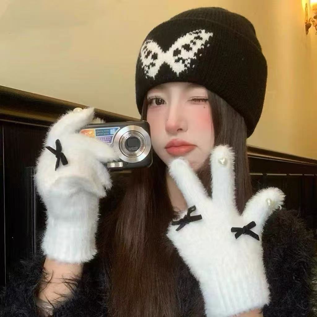 可爱白色毛绒手套女秋冬季骑车加厚保暖防寒分指骑行女生冬天加绒