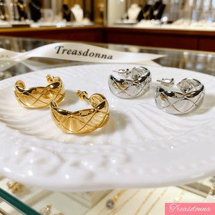 子菱纹小耳圈宽面圆圈百搭C圆圈耳环网红耳饰女银针 小香风格