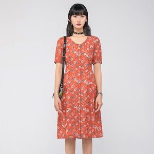 渔牌女装连衣裙2024新款女夏季桑蚕丝微弹单排扣印花裙子FGGB0080