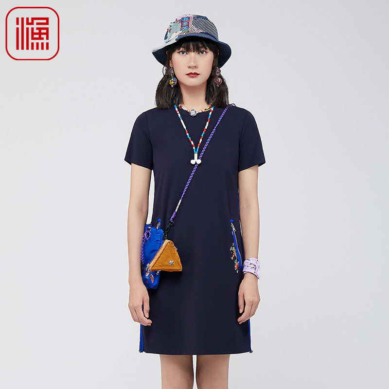 渔牌女装裙子女夏季2024新款弹力修身绣花休闲针织连衣裙FGGB0103