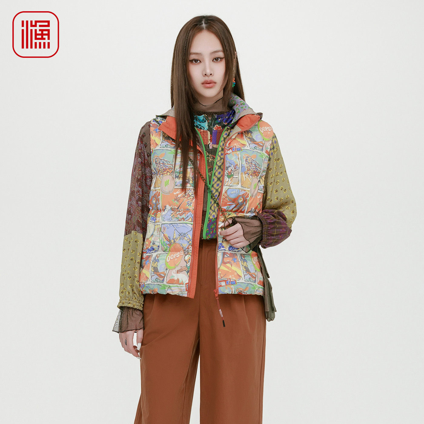 渔牌女装印花羽绒服无袖撞色