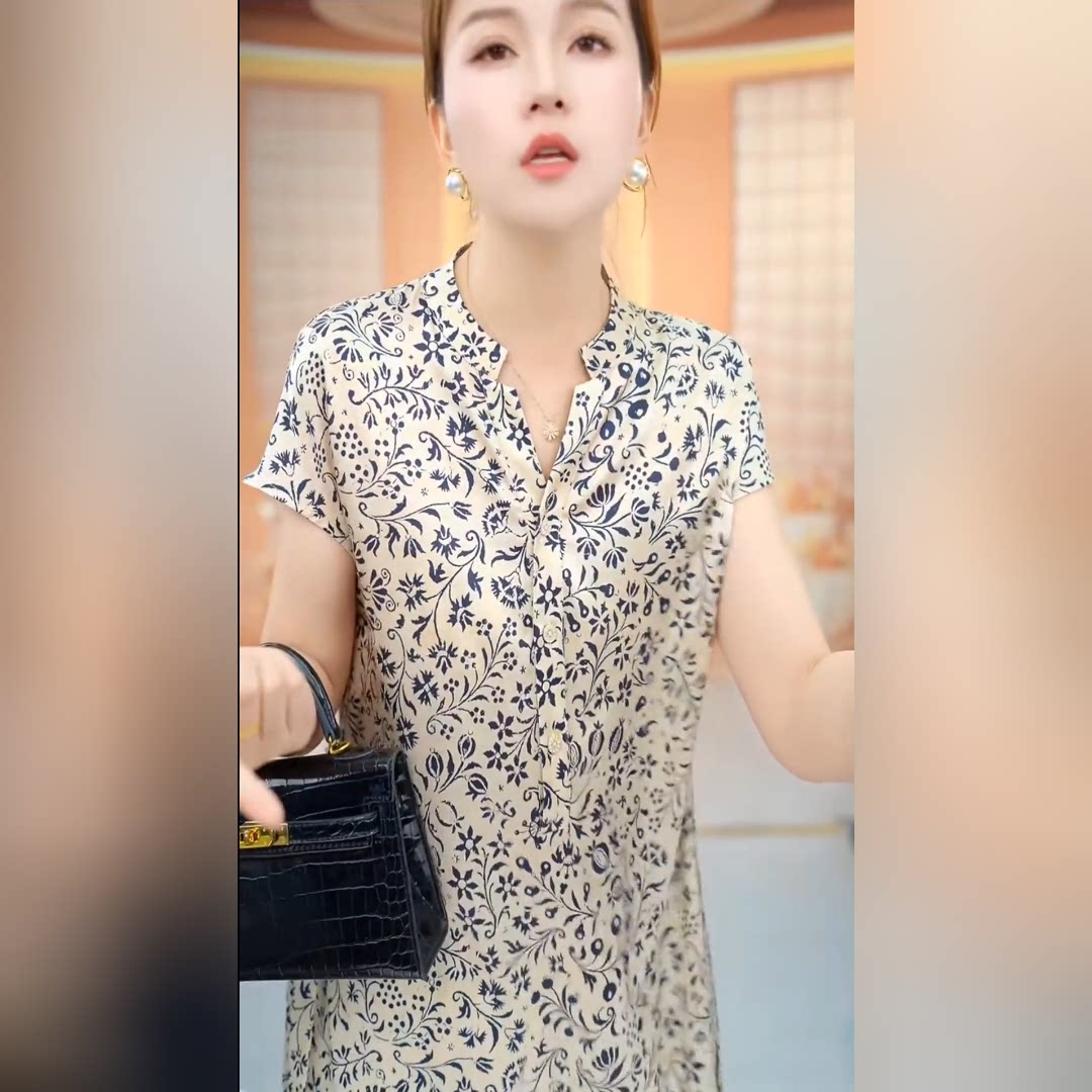 2026新款碎花显瘦遮肉连衣裙