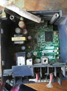 富士变频器FRN0.75C1S-4C   模块SA537903-03