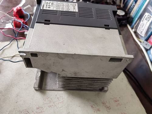 施耐德变频器ATV212HU30N4三相380-480V3KW