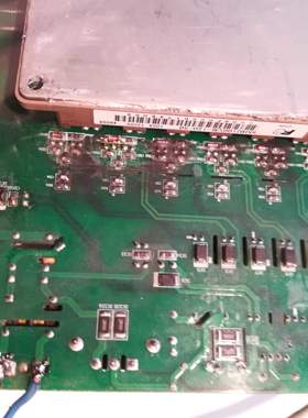 VF12新款-22kW驱动板6MBI100VB125GRTT2505 V20  030-G3-1