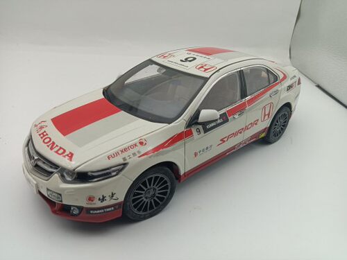 1:18  本田 HONDA SPIRIOR  赛车版 无外包装，油漆瑕疵