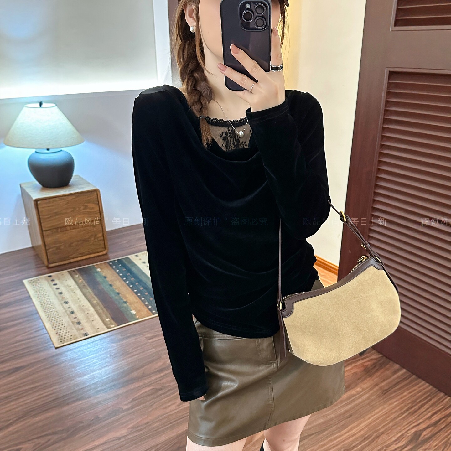 蕾丝刺绣金丝绒长袖T恤女欧洲站
