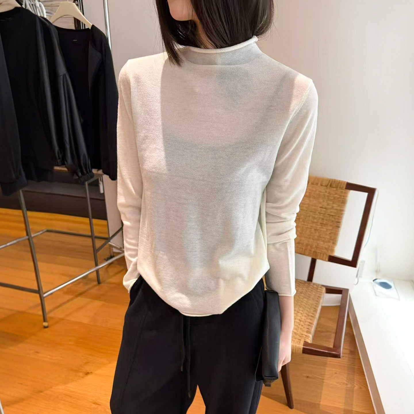 小半高领卷边羊毛针织衫女欧洲站2026冬季新款欧货女装时尚打底衫