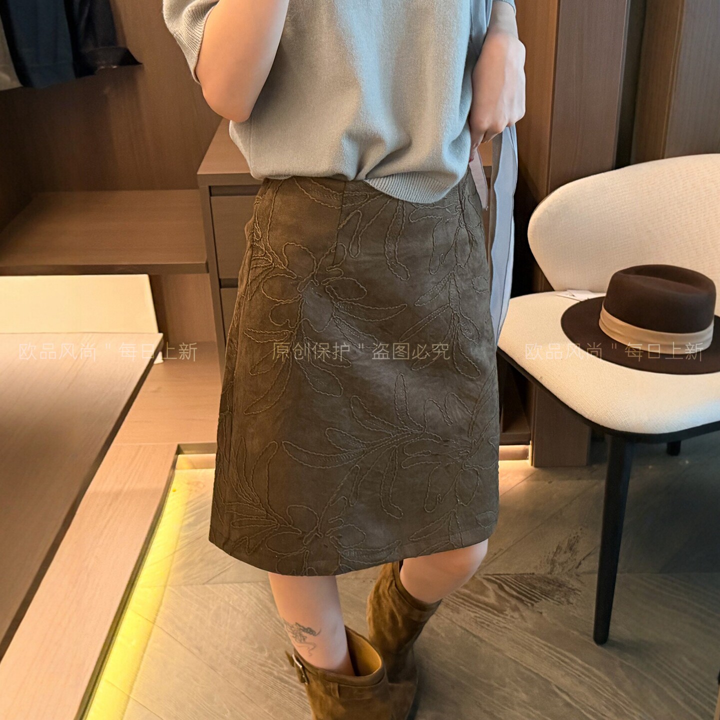 重工刺绣A字包臀半身裙女欧洲站