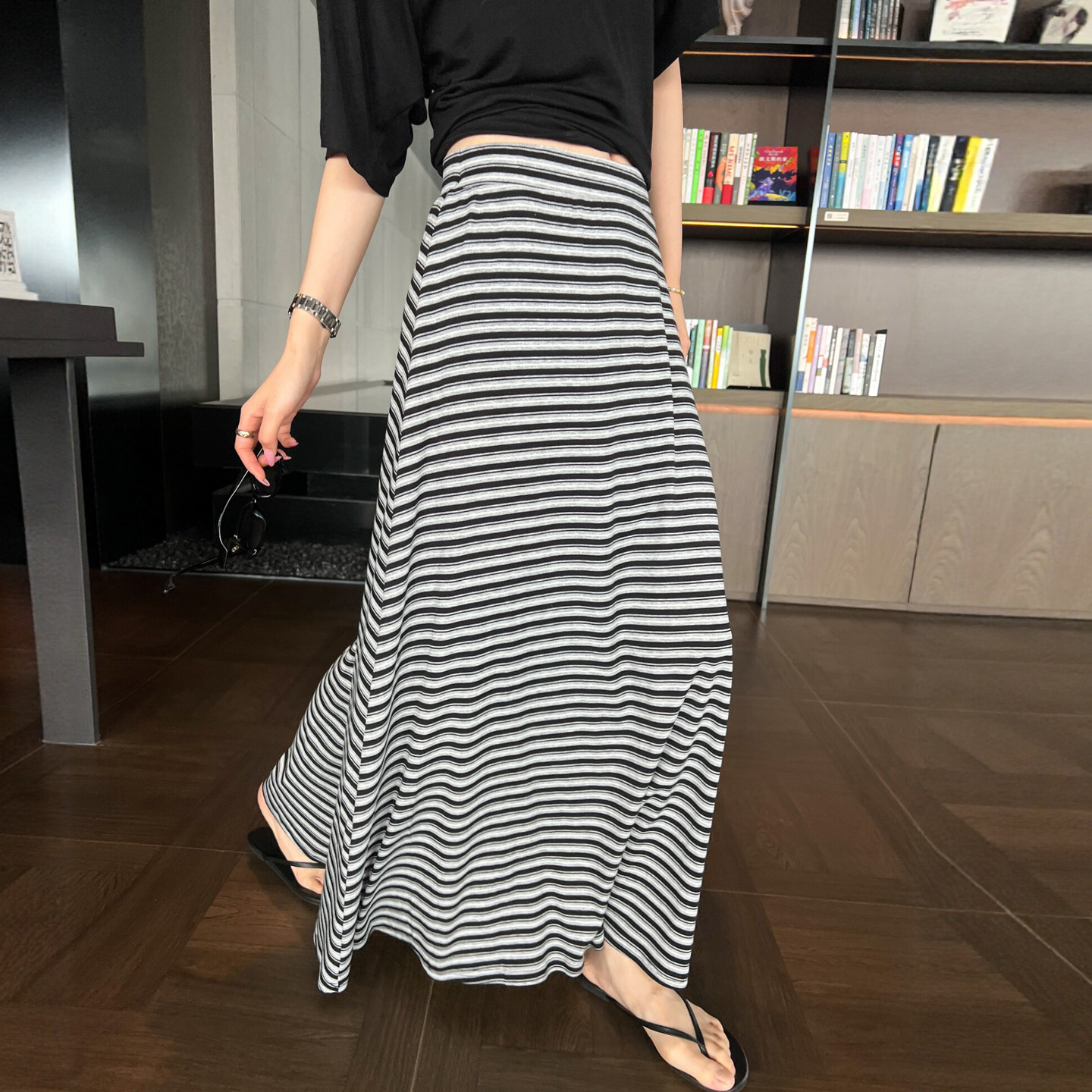 撞色条纹A字半身裙女欧洲站裙子