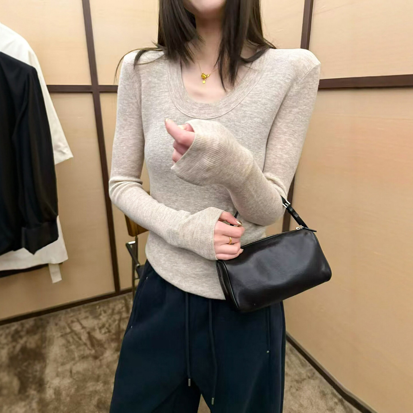 100%绵羊毛U领针织打底衫女欧货