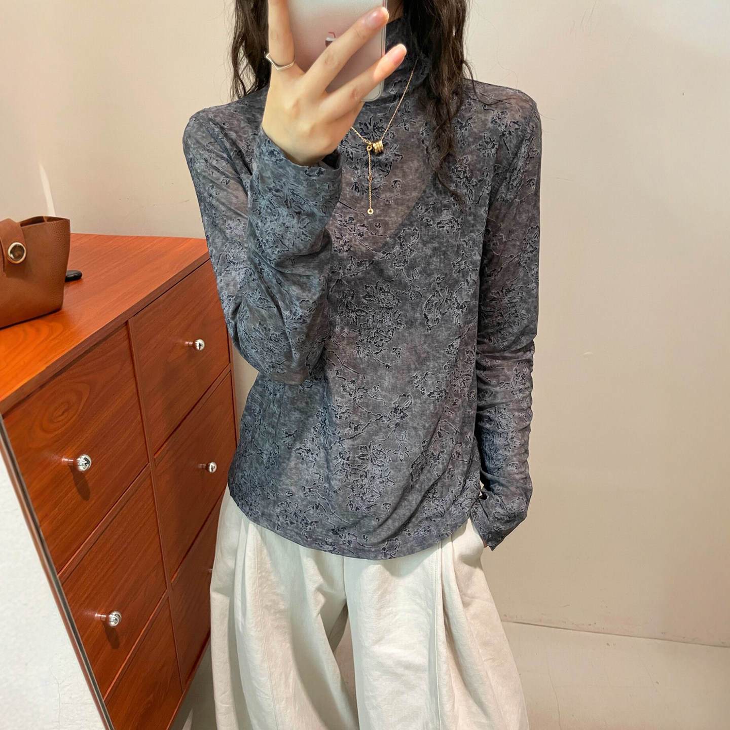 堆堆领印染面膜长袖T恤女欧洲站