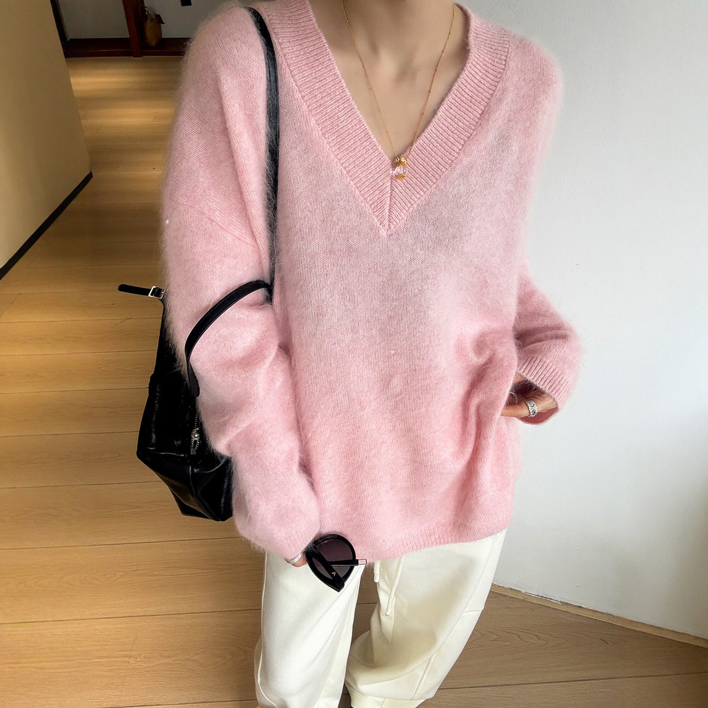 山羊绒拉毛V领针织衫女欧洲站潮