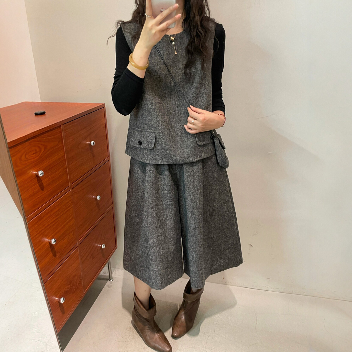 小香风西装马甲阔腿中裤两件套装