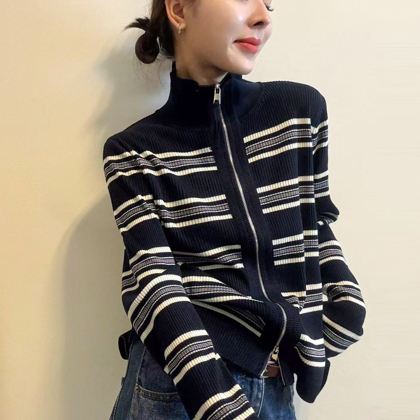 撞色条纹立领羊毛针织开衫女欧货
