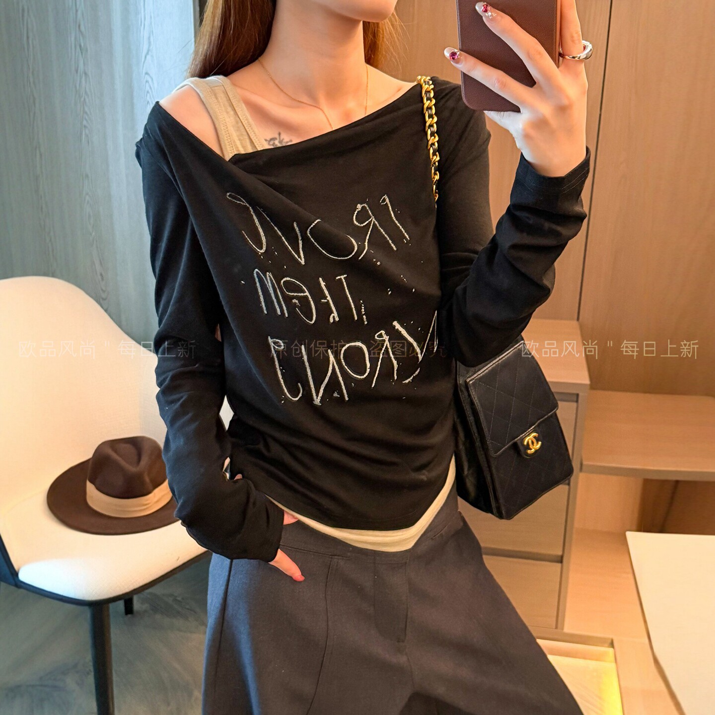 假两件字母印花露肩T恤女欧洲站