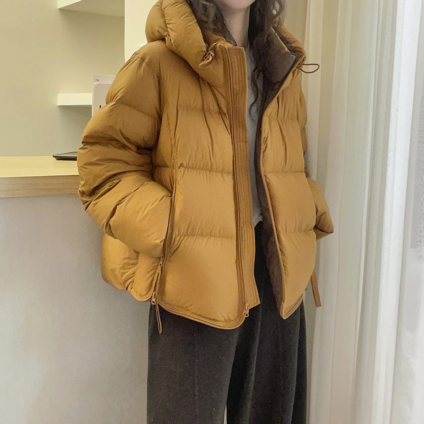 复古连帽白鸭绒羽绒服女欧洲站2025冬装新款欧货女装小个子外套潮