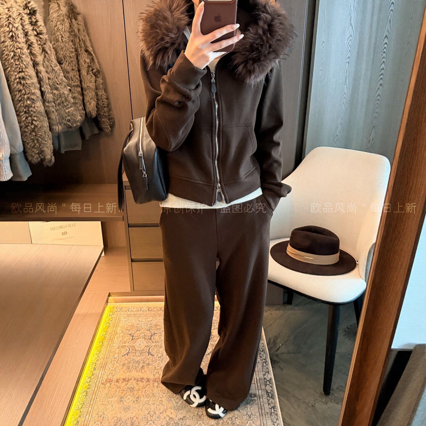 配毛领卫衣开衫外套阔腿裤两件套