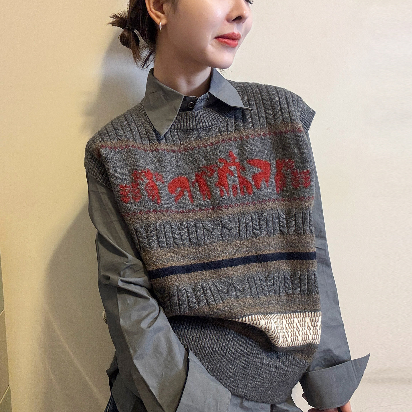 复古提花羊毛针织马甲衬衫两件套女欧洲站2025冬装新款欧货女装潮,女装/女士精品,毛针织衫,淘宝优惠券,粉丝福利购,淘宝优惠卷