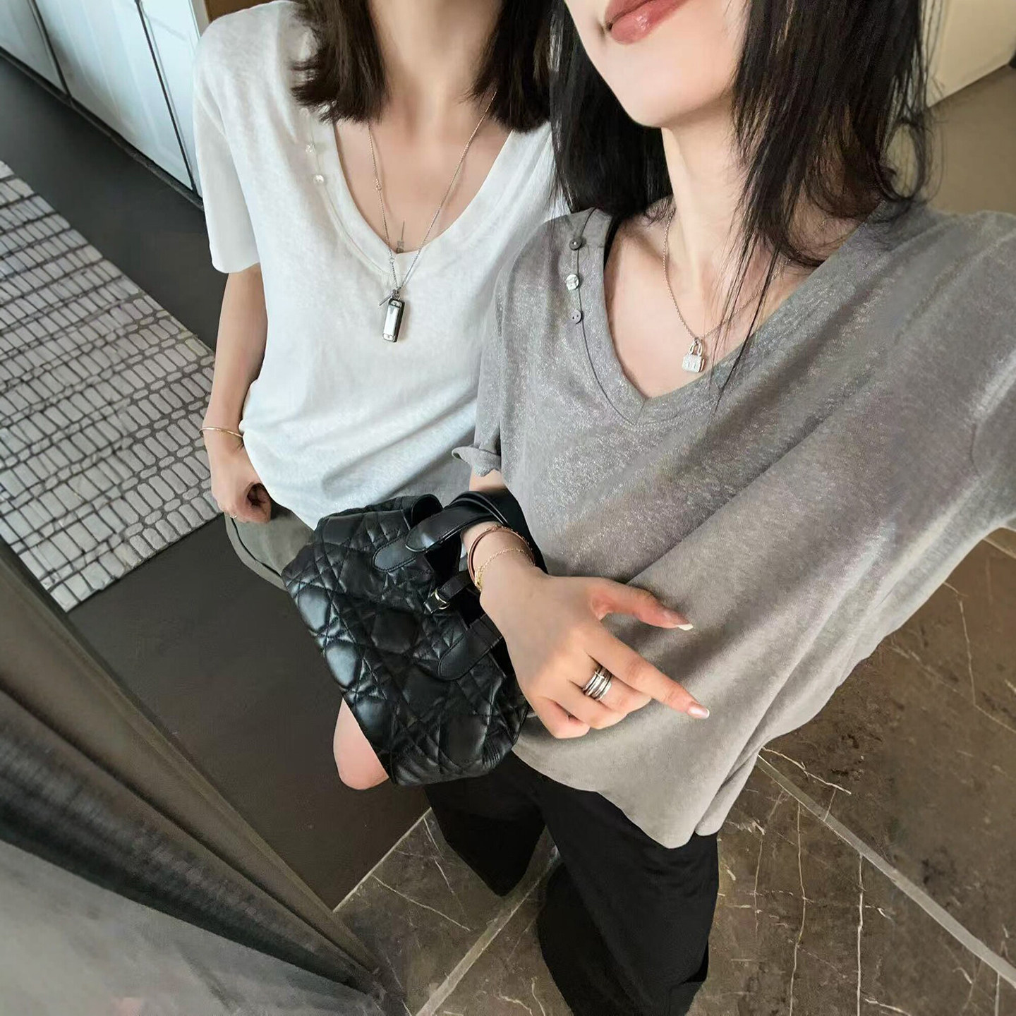纽扣设计V领面膜T恤女欧洲站小衫