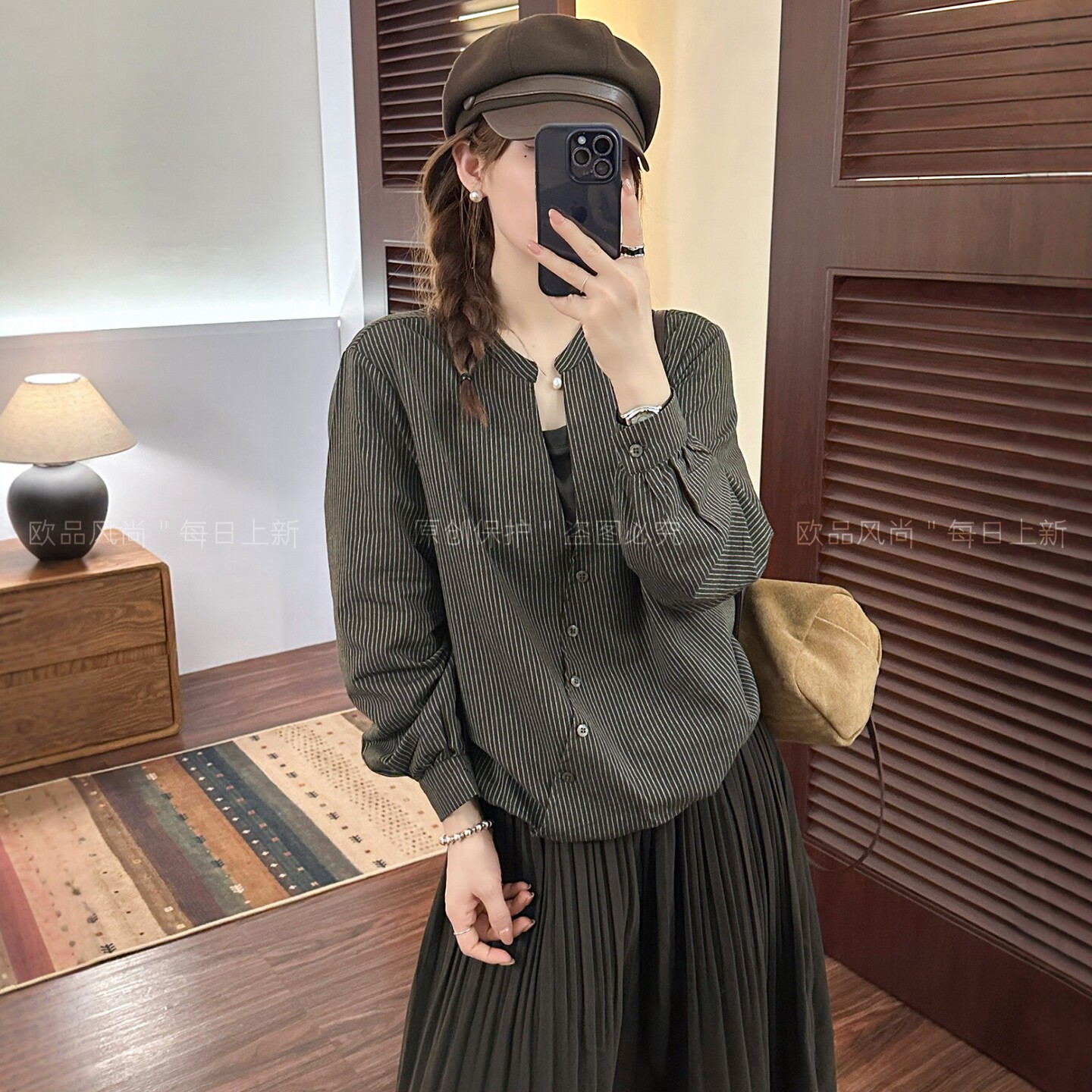 假两件剪刀领条纹衬衫女欧洲站潮