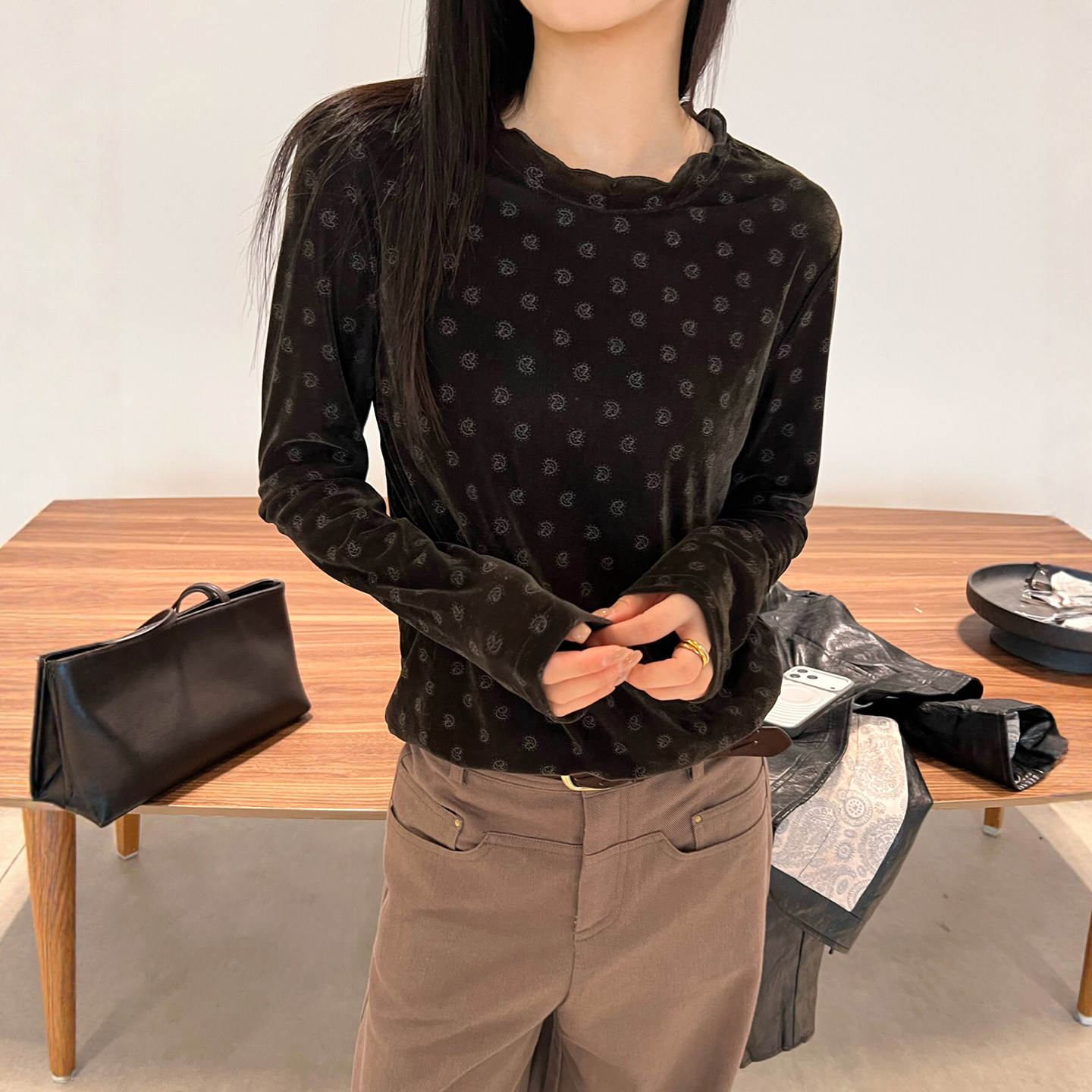 腰果图案金丝绒长袖T恤女欧洲站