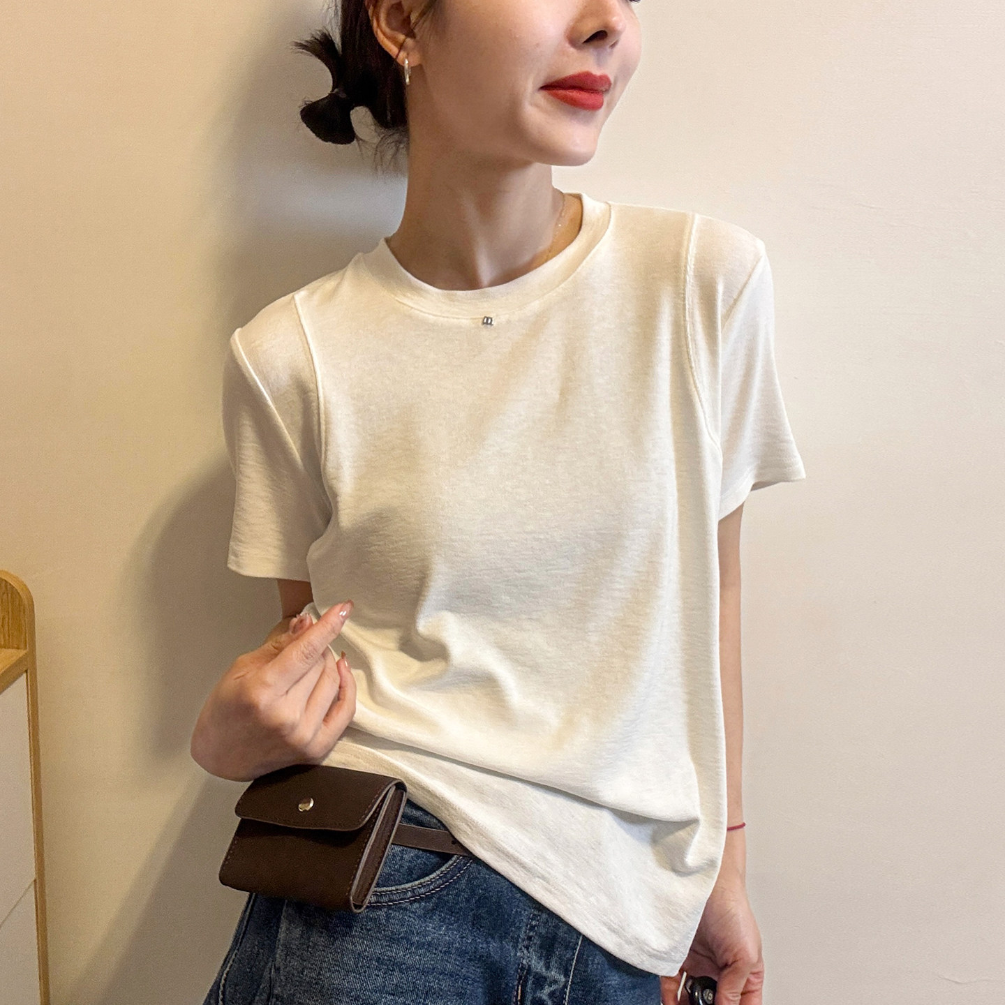 M字母修身短袖T恤女欧洲站2026春装新款欧货女装时尚洋气打底衫潮