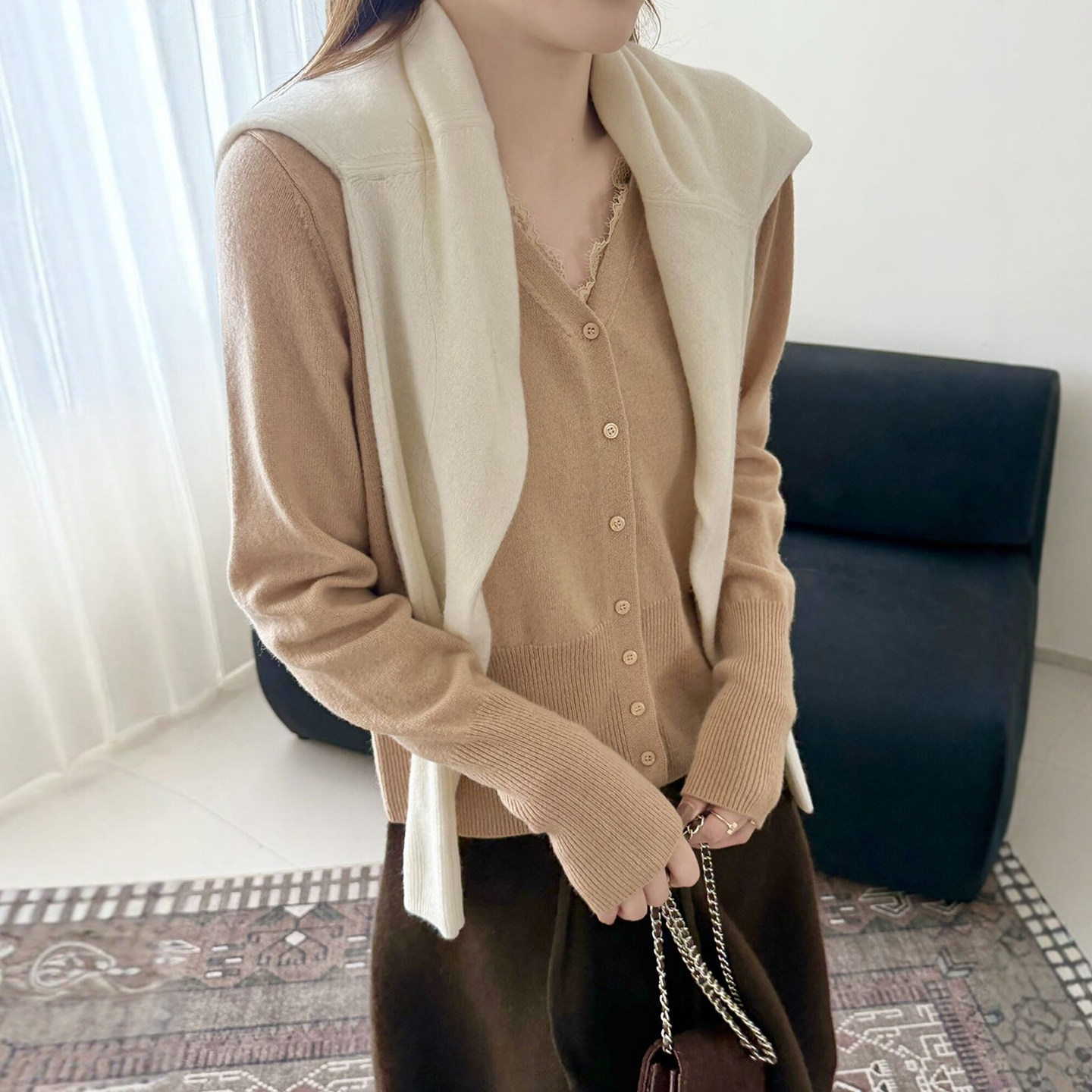 蕾丝拼接全羊毛针织开衫女欧洲站