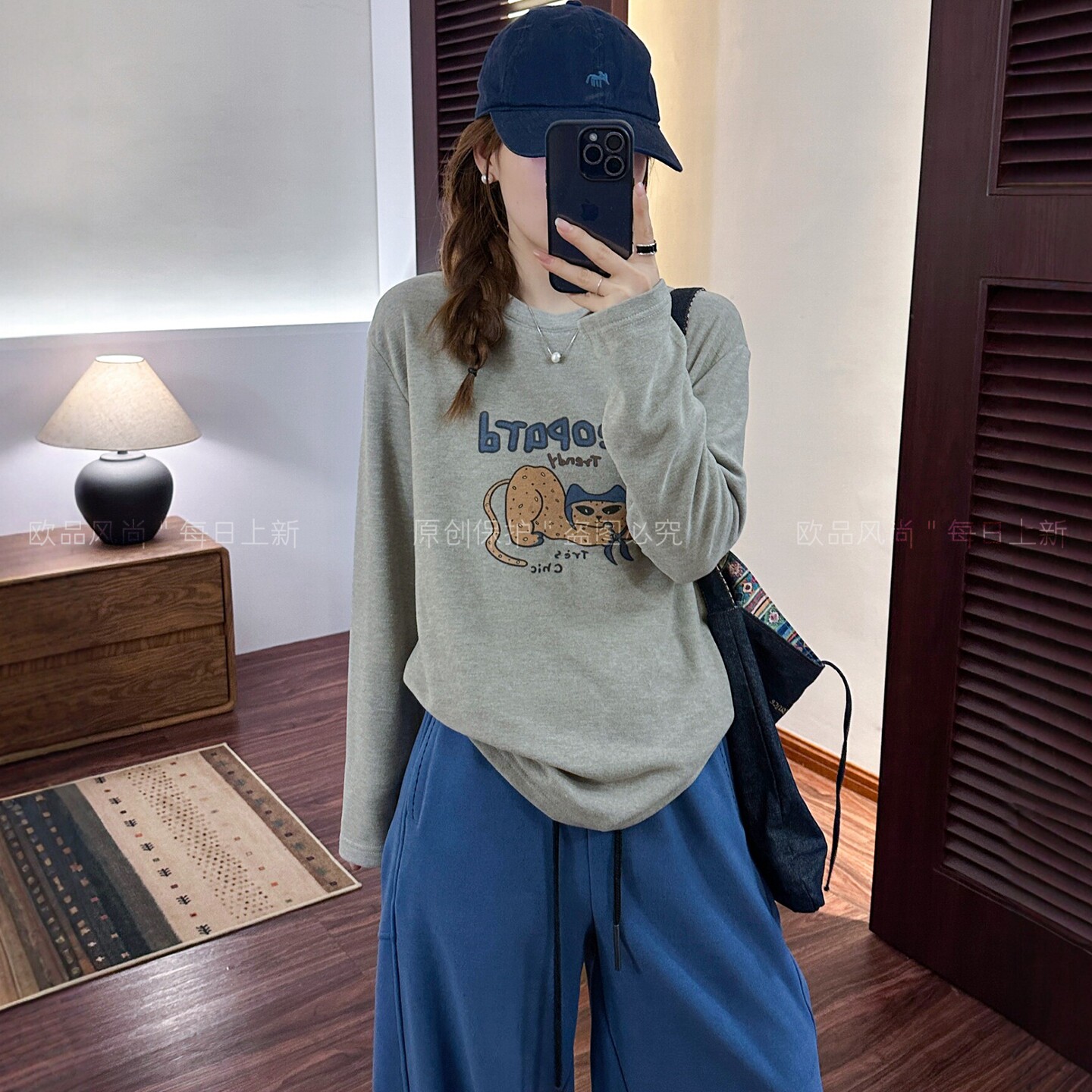 小猫印花德绒长袖T恤女欧货上衣