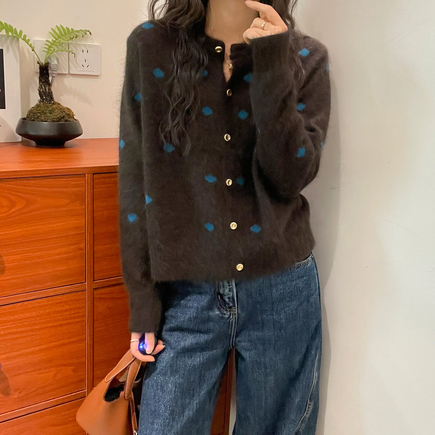 撞色波点拉毛羊绒针织开衫女欧货