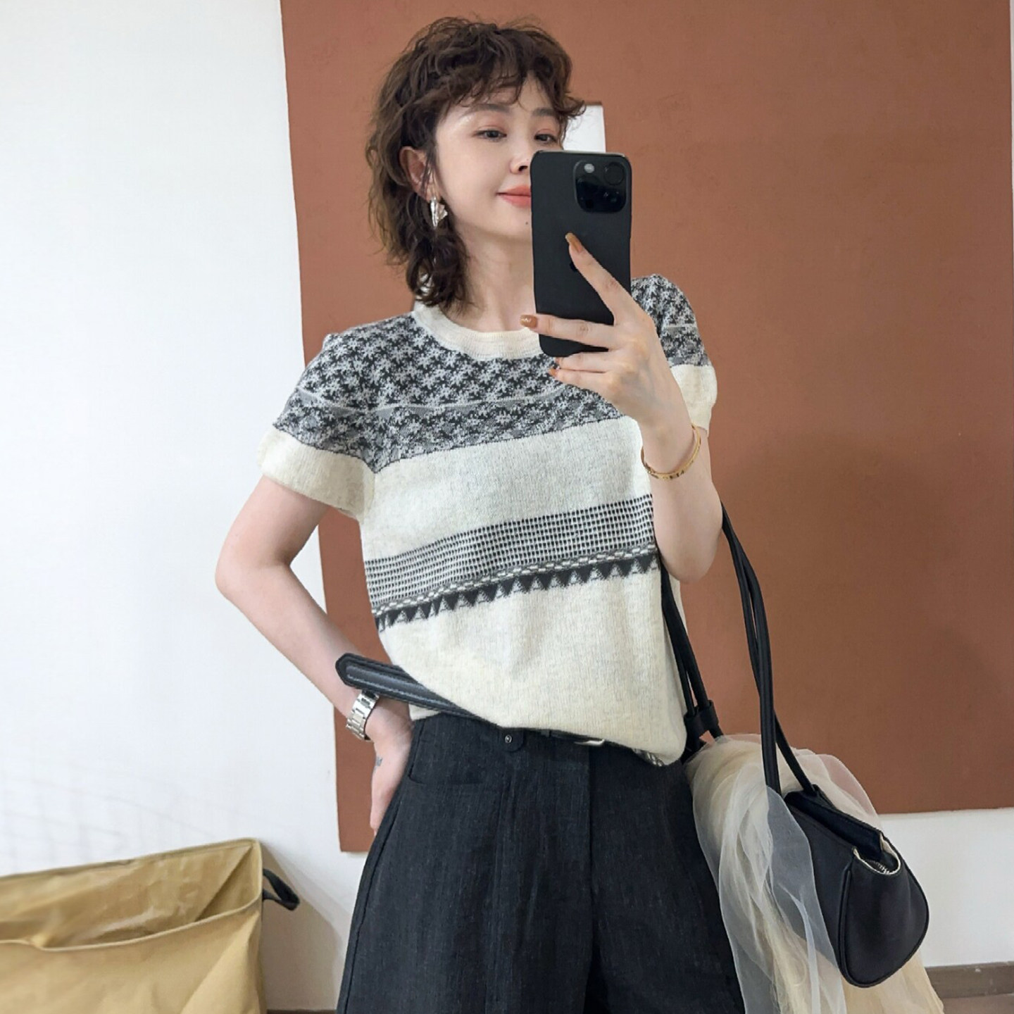 撞色条纹泡泡袖冰丝针织衫女欧货