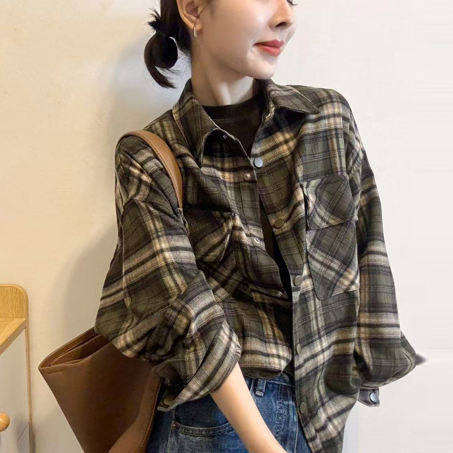 双口袋POLO领格子衬衫女欧货上衣