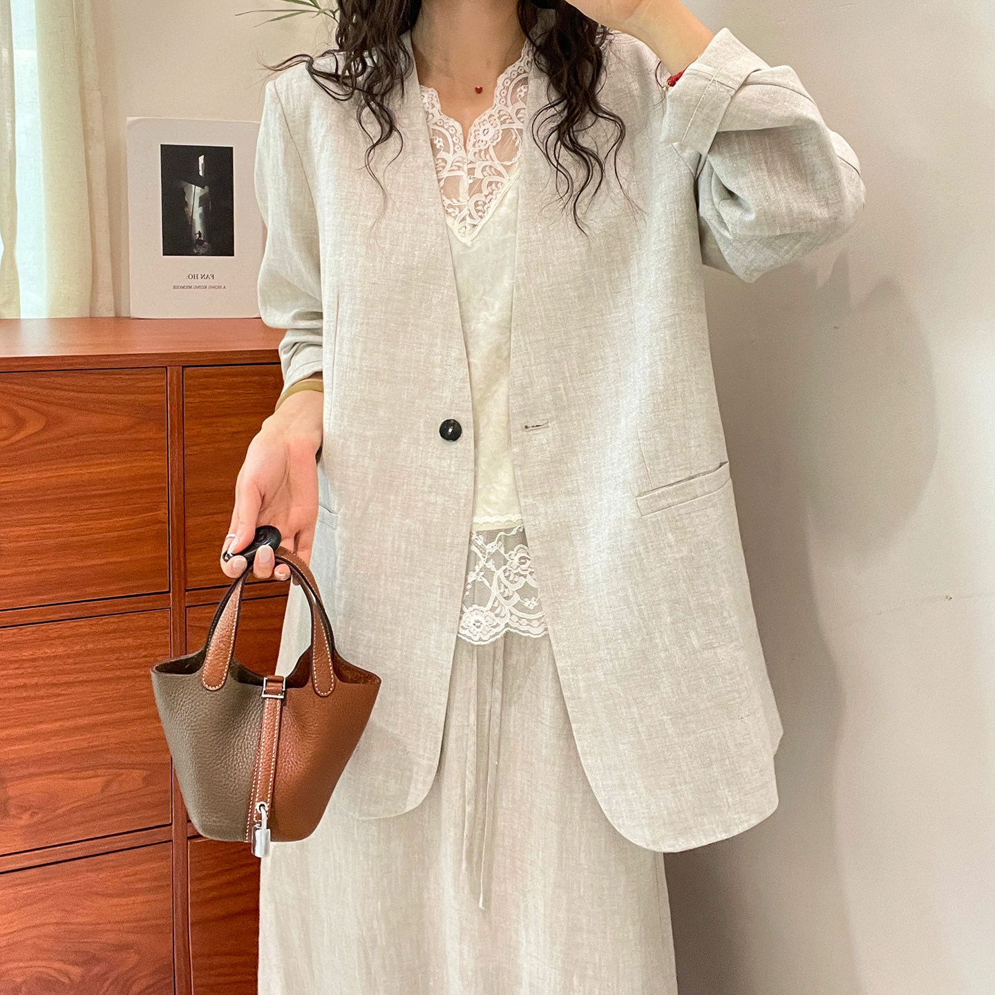 不规则V领天丝亚麻西装外套女欧洲站2026春装新款欧货女装西服潮