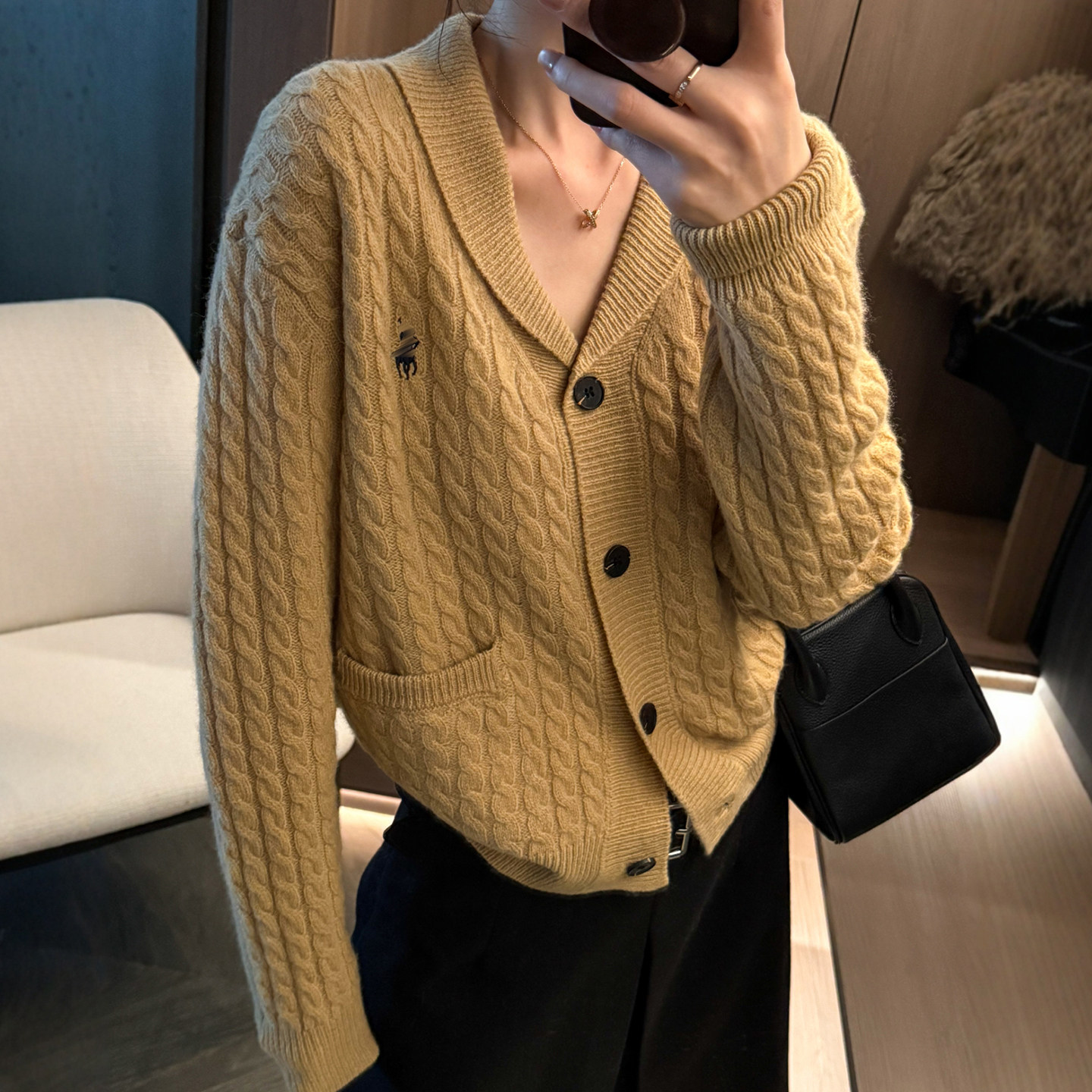 刺绣麻花纹羊毛针织开衫女欧洲站