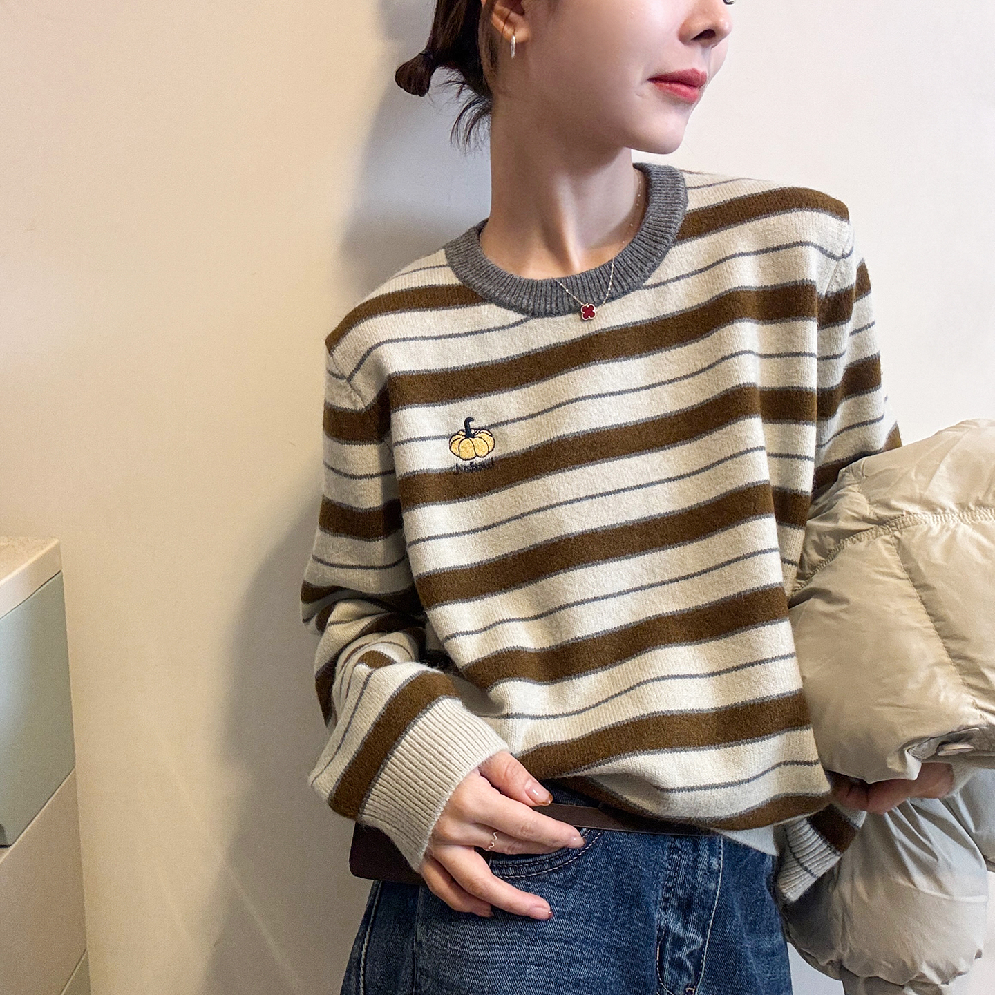 南瓜刺绣条纹羊毛针织衫女欧洲站