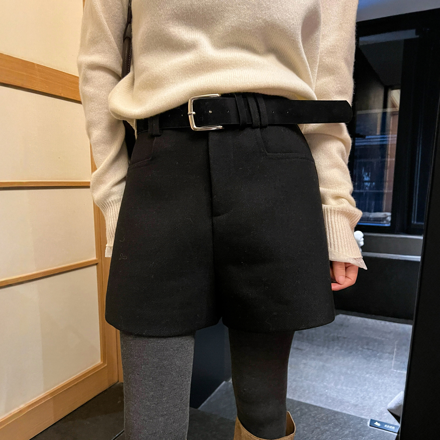 羊毛呢加绒西装阔腿短裤女欧洲站2025冬装新款欧货女装休闲靴裤潮