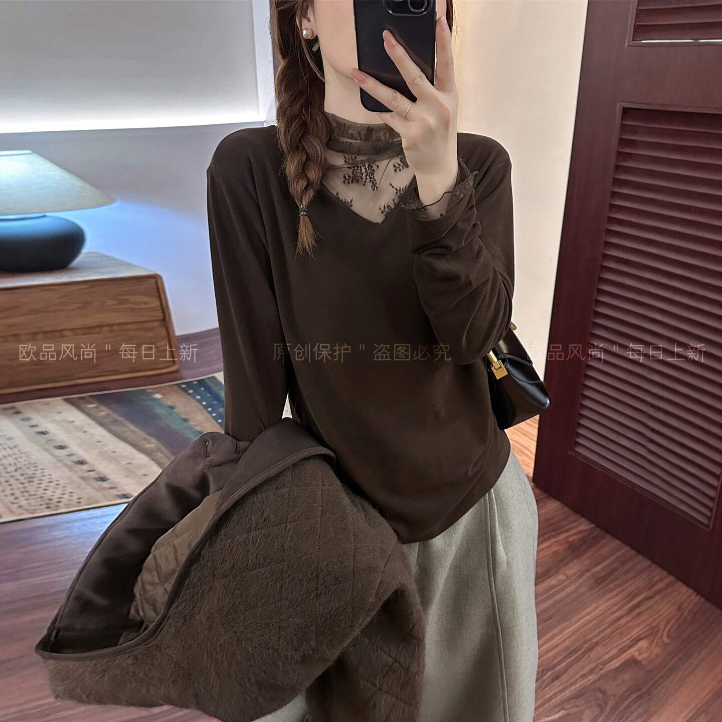 蕾丝拼接高领磨毛长袖T恤女欧货