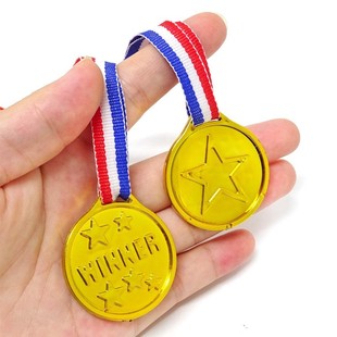 亚马逊 儿童塑料奖牌吊牌玩具金色运动会奖牌铜银玩具派对礼品