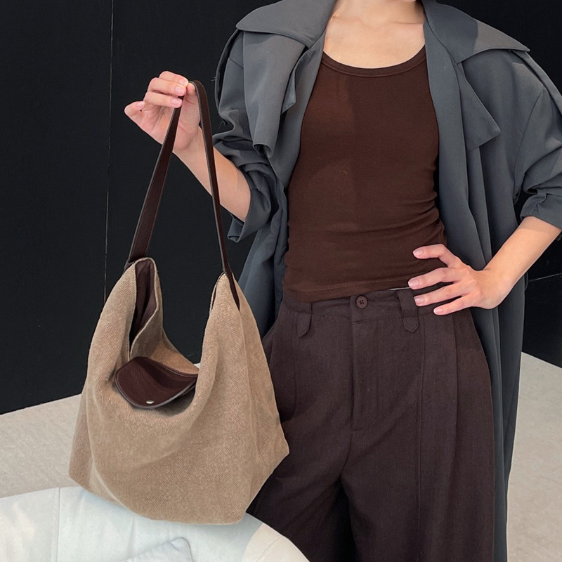 韩版秋冬新款美拉德撞色斜挎女包