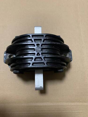 宝马5系F11F18变速箱机脚胶